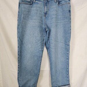 a.n.a.  Mid-rise Boyfriend cut jeans